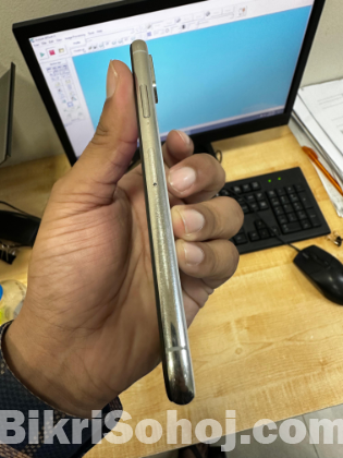 iPhone X